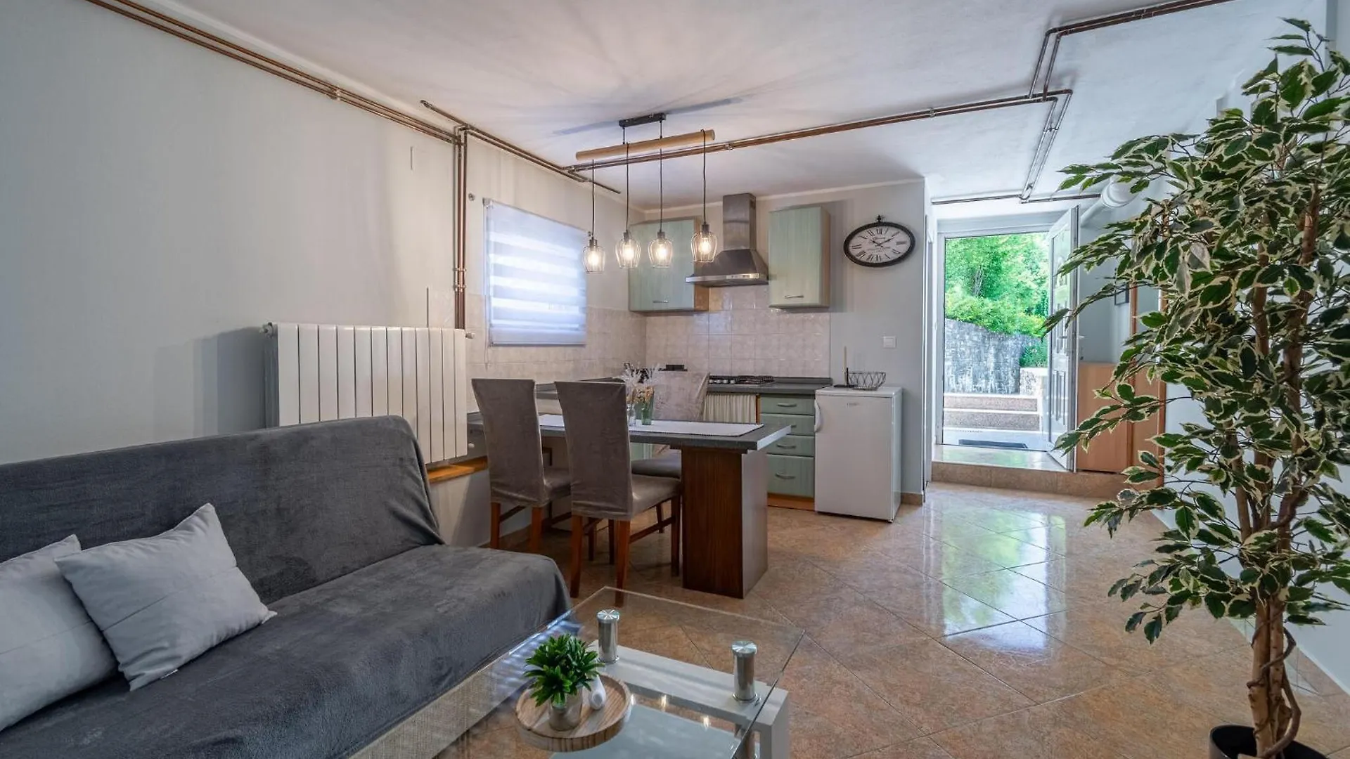 Lovely Home In Cerovlje With Kitchen